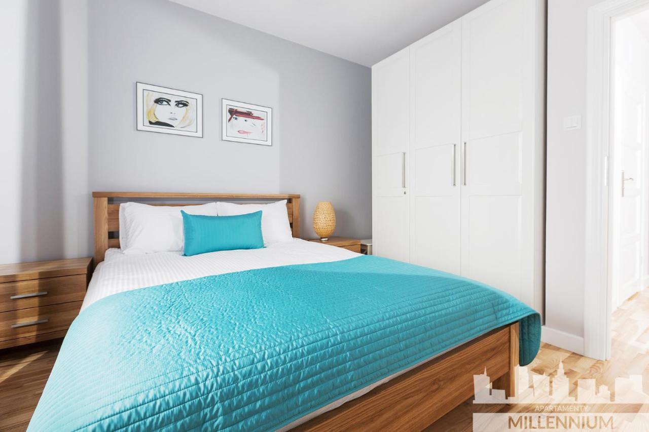 Millennium Manufaktura Blue Apartment Варшава Екстериор снимка