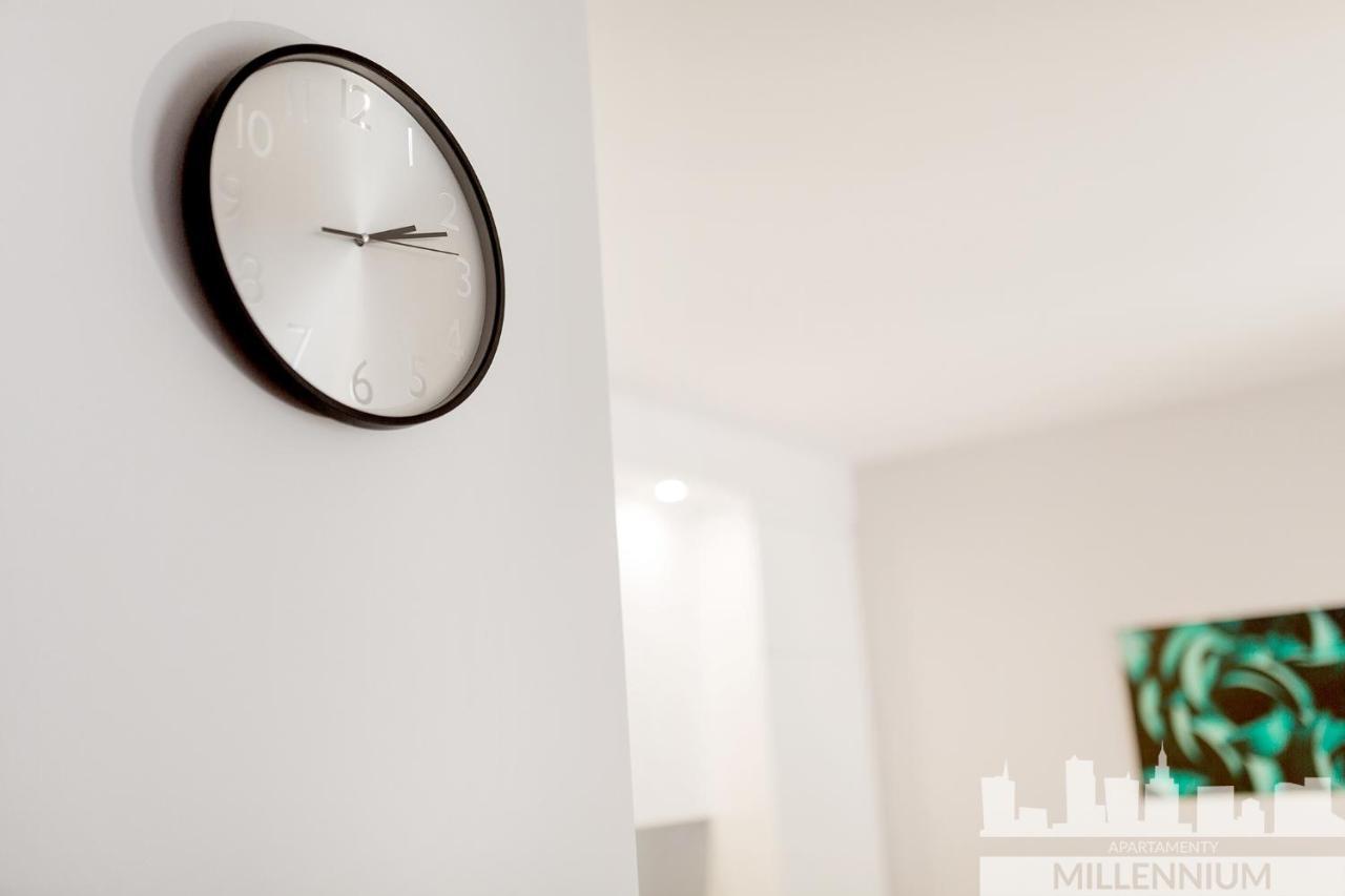 Millennium Manufaktura Blue Apartment Варшава Екстериор снимка