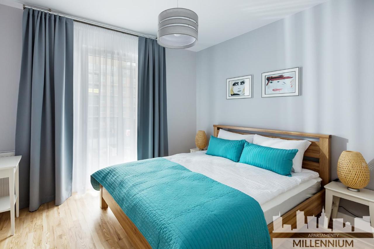 Millennium Manufaktura Blue Apartment Варшава Екстериор снимка